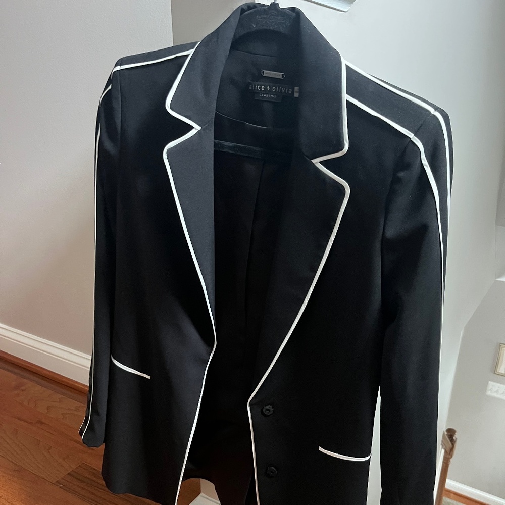 Alice + Olivia Blazer Black and White Piped